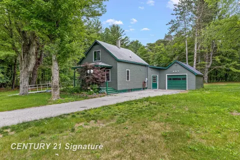 537 S Woodcock Road, Midland MI 48640-615 photo 2