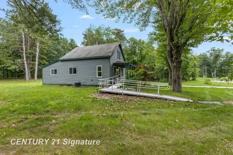 537 S Woodcock Road, Midland MI 48640-615 photo 3