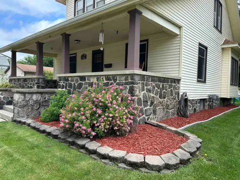 302 N Mackinaw Street, Durand MI 48429 photo 3