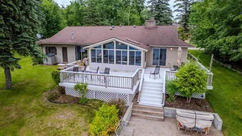 2028 N Haven Drive, Gladwin MI 48624 photo 2
