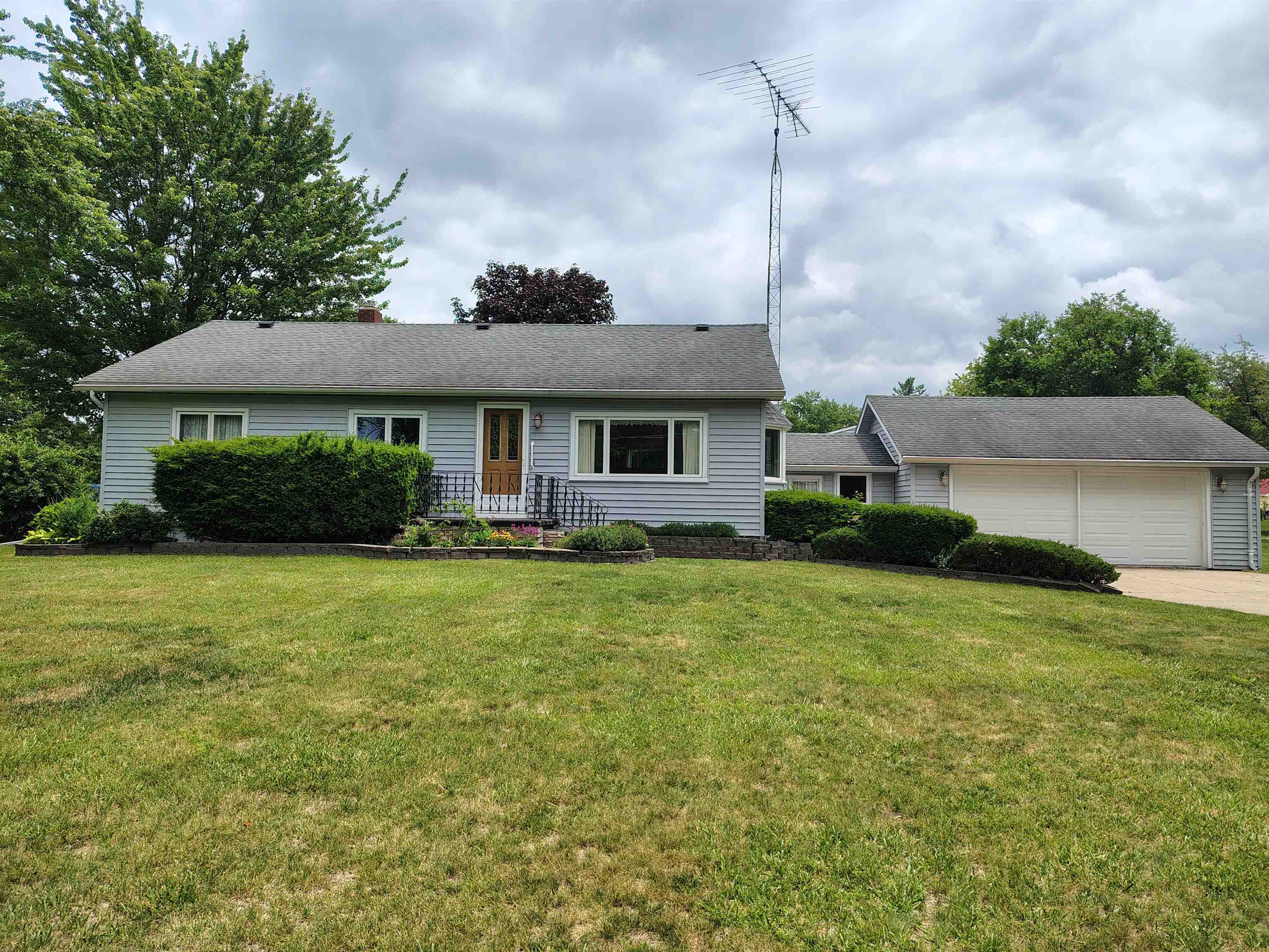 905 Dexter Drive, Lennon MI 48449 photo 1