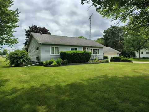 905 Dexter Drive, Lennon MI 48449 photo 2