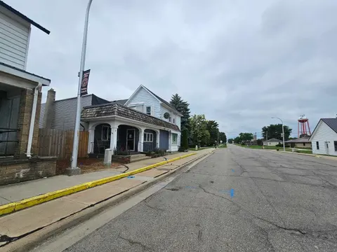 29 W Lapeer Street, Peck MI 48466 photo 2
