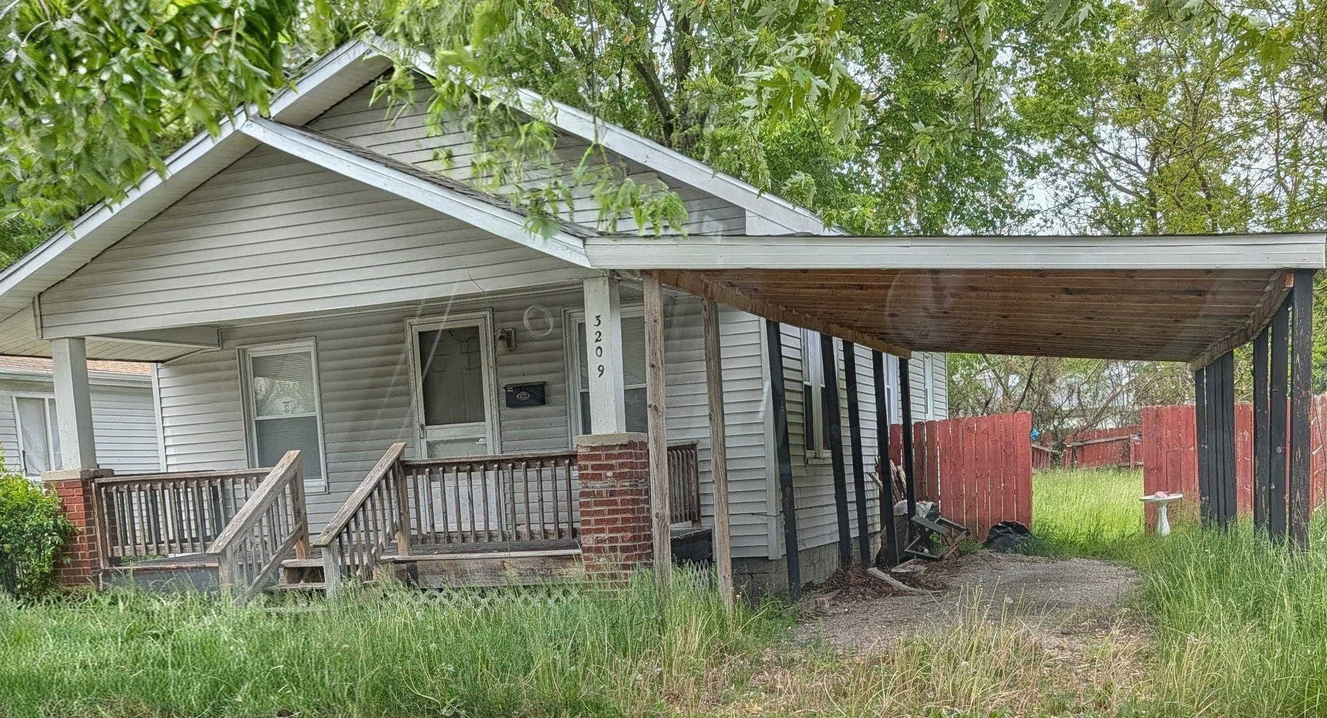 3209 Harold Street, Saginaw MI 48601 photo 1