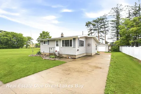 335 N Silver Street, Bad Axe MI 48413 home for sale