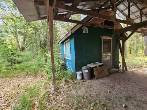 3820 Oakgrove Road, Harrison MI 48625 photo 5