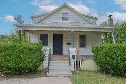 1711 Columbus Avenue, Bay City MI 48708 photo 2