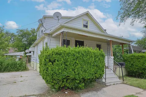 1711 Columbus Avenue, Bay City MI 48708 photo 3