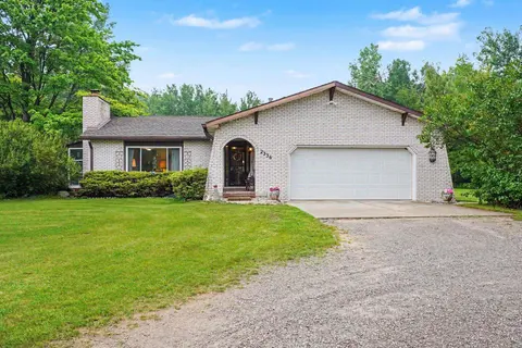 2336 W Cody Estey Road, Rhodes MI 48652 home for sale
