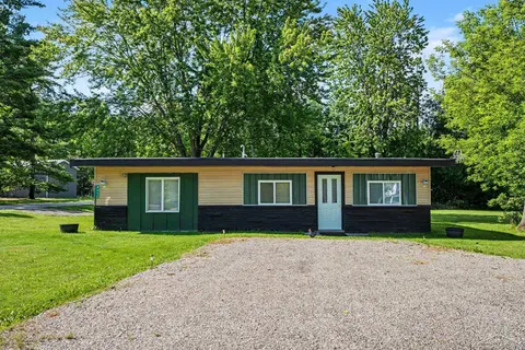 4042 S Oak Drive, Beaverton MI 48612 home for sale
