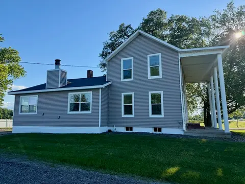 5577 Peet Road, Chesaning MI 48616 photo 2
