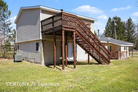 7154 Barkley Road, Vassar MI 48768 photo 3