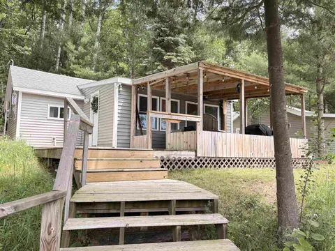 961 Lake Drive, Harrison MI 48625 home for sale