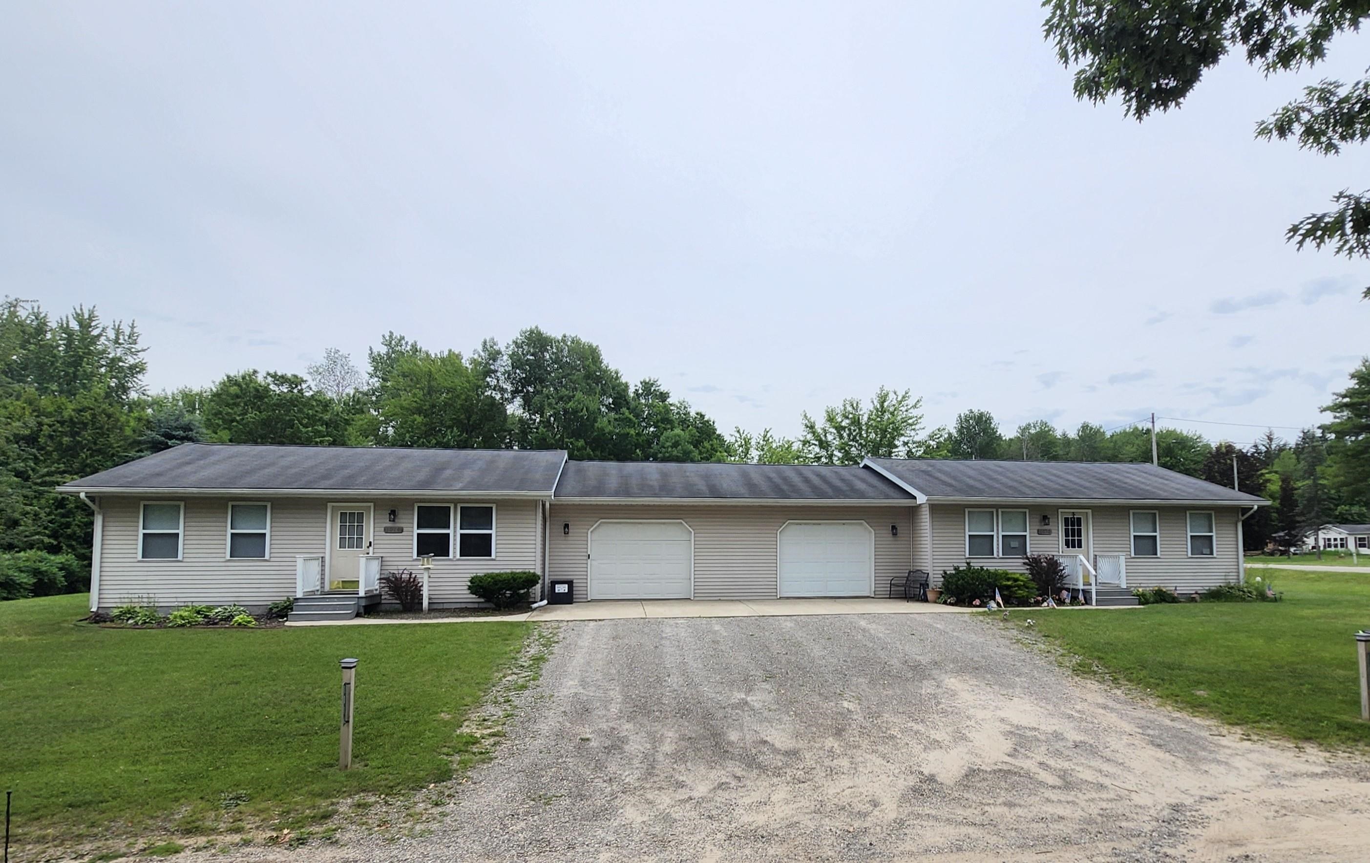 1010 Creek Road, Beaverton MI 48612 photo 1