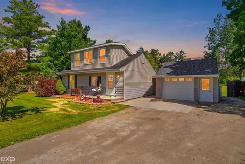 1533 Galbraith Line Road, Fremont MI 48097 home for sale