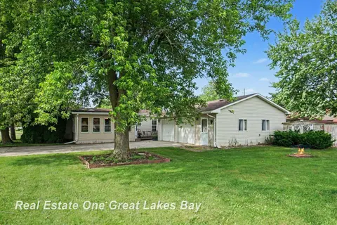 760 Doro Lane, Saginaw MI 48604 photo 2