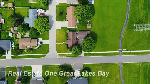 760 Doro Lane, Saginaw MI 48604 photo 4