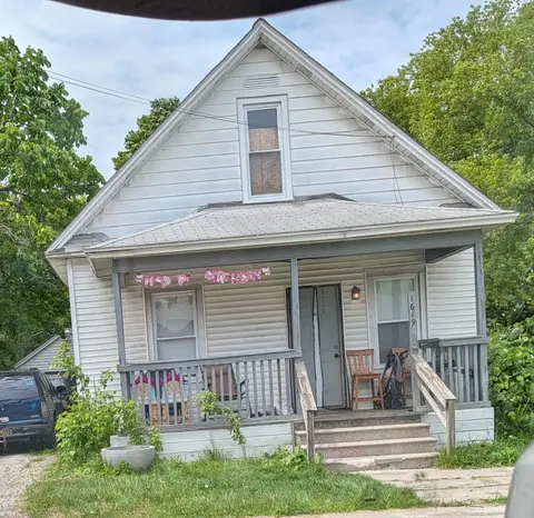 1619 Boxwood Street, Saginaw MI 48601 home for sale