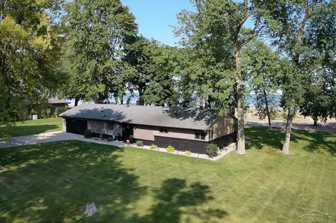 44 N Linwood Beach Road, Linwood MI 48634 home for sale