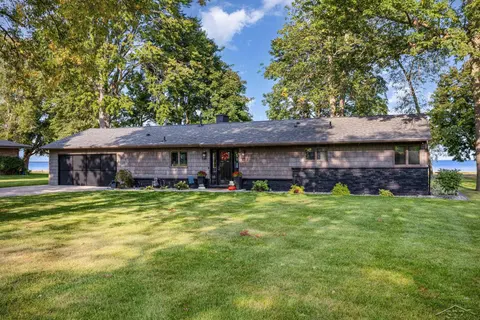44 N Linwood Beach Road, Linwood MI 48634 photo 2