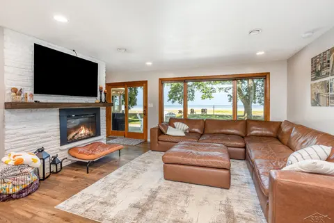 44 N Linwood Beach Road, Linwood MI 48634 photo 4