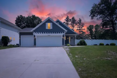 3801 Bobcat Court, Midland MI 48642 photo 2