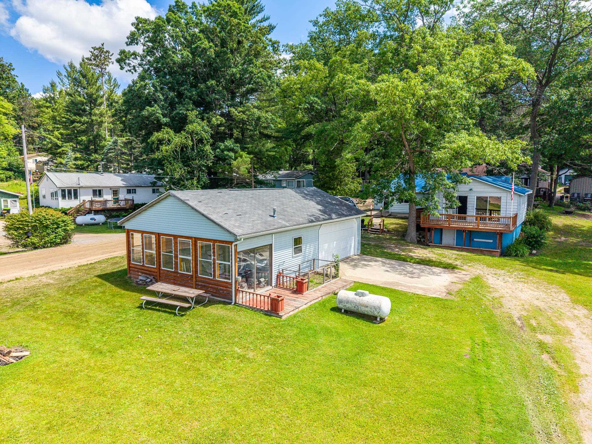 1276 E Long Lake Road, Harrison MI 48625 photo 1