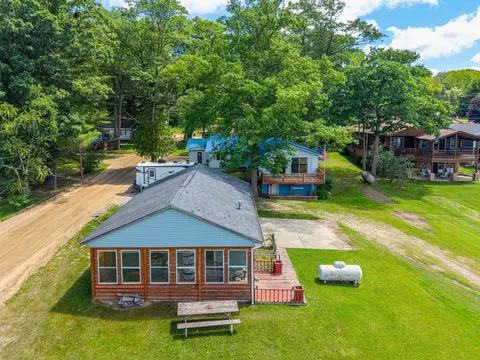 1276 E Long Lake Road, Harrison MI 48625 photo 4