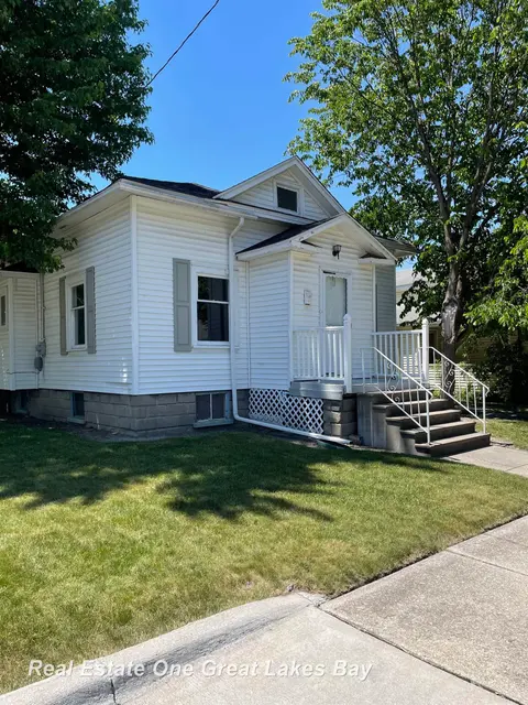 1003 Mackinaw Street, Saginaw MI 48602 photo 4