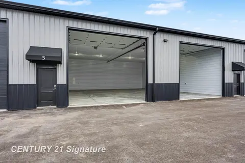 6340 Goose Drive, Freeland MI 48623 photo 2