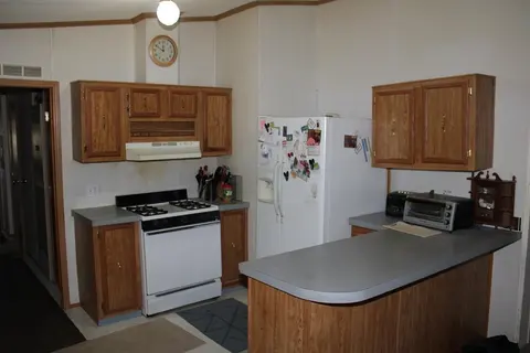 3331 Russell Drive, Harrison MI 48625 photo 3