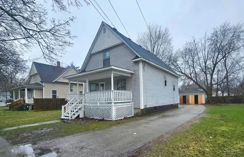 1015 S Webster Street, Saginaw MI 48602 photo 2