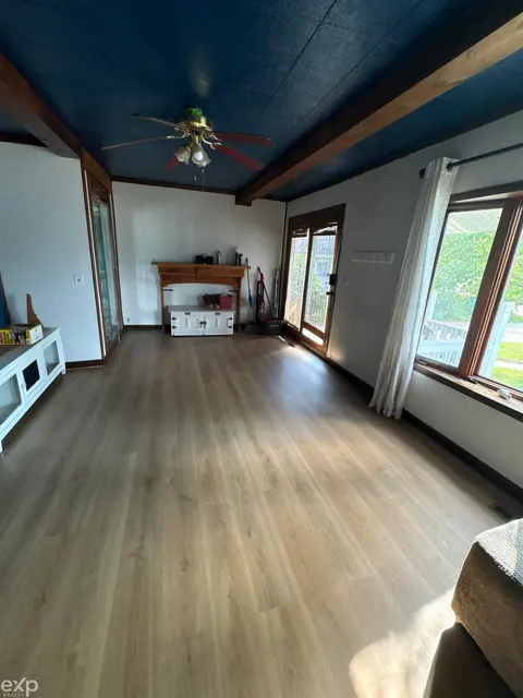 182 River Trail Drive, Bay City MI 48706 photo 4