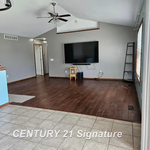 3891 Mystic Trail, Saginaw MI 48603-8505 photo 4