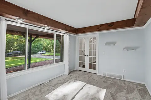 4800 N Arboretum Drive, Saginaw MI 48638 photo 5