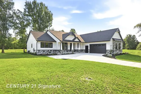 80 Sawmill Creek Trail, Saginaw MI 48603 home for sale