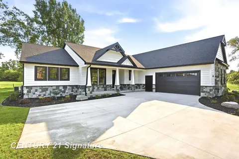 80 Sawmill Creek Trail, Saginaw MI 48603 photo 3