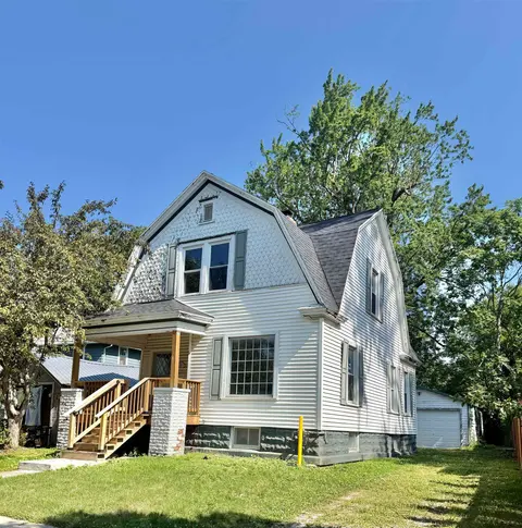 1811 9th Street, Bay City MI 48708 home for sale