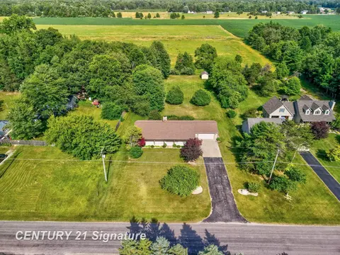 3725 Trimm Road, Saginaw MI 48609 photo 2