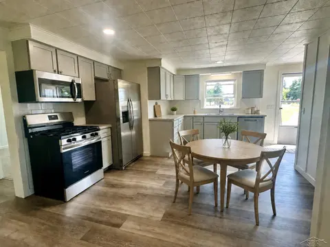 1451 Ruff Road, Buena Vista MI 48601 photo 3