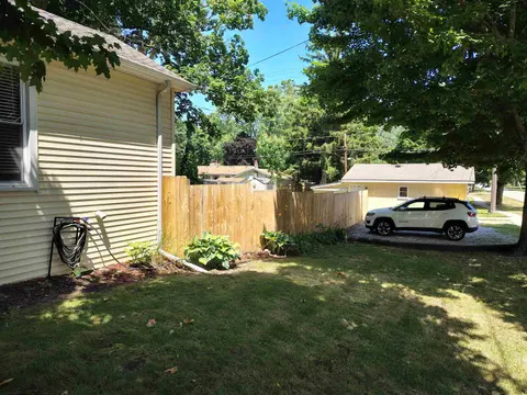 315 E Main Street, Vernon MI 48476 photo 3