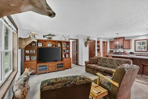 5590 N Jefferson Road, Midland MI 48642-8227 photo 5