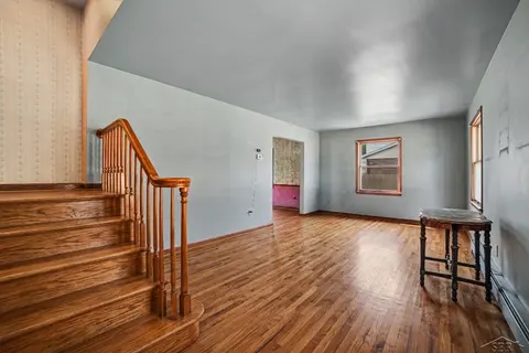 1870 W Packard Drive, Saginaw MI 48638 photo 3
