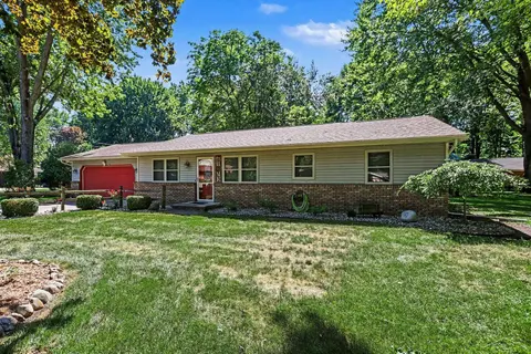 2530 Sierra Drive, Saginaw MI 48609 photo 2