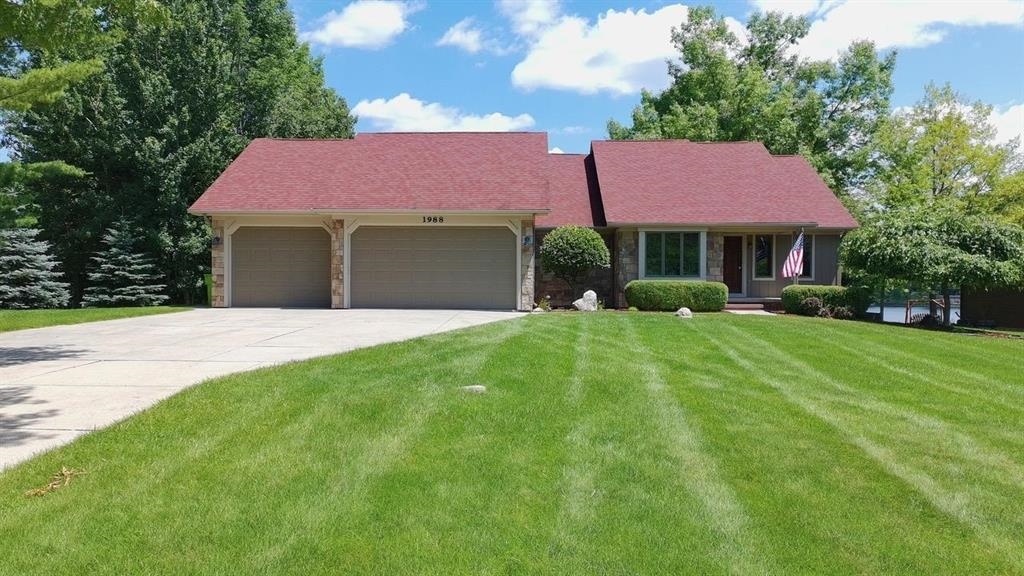 1988 N Haven Drive, Gladwin MI 48624 photo 1