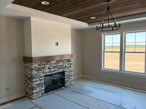 343 Frank Road, Frankenmuth MI 48734 photo 2