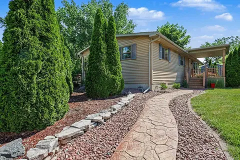 2437 Amelith Road, Bay City MI 48706 photo 3