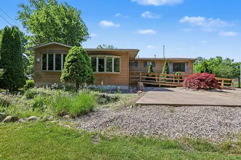 2437 Amelith Road, Bay City MI 48706 photo 4