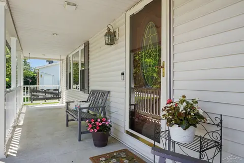 831 Mayflower Drive, Saginaw MI 48638 photo 3