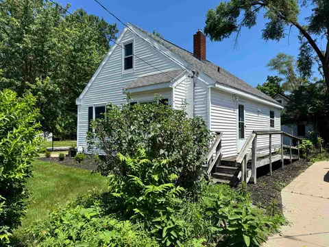 104 Bradley Court, Midland MI 48640 photo 3